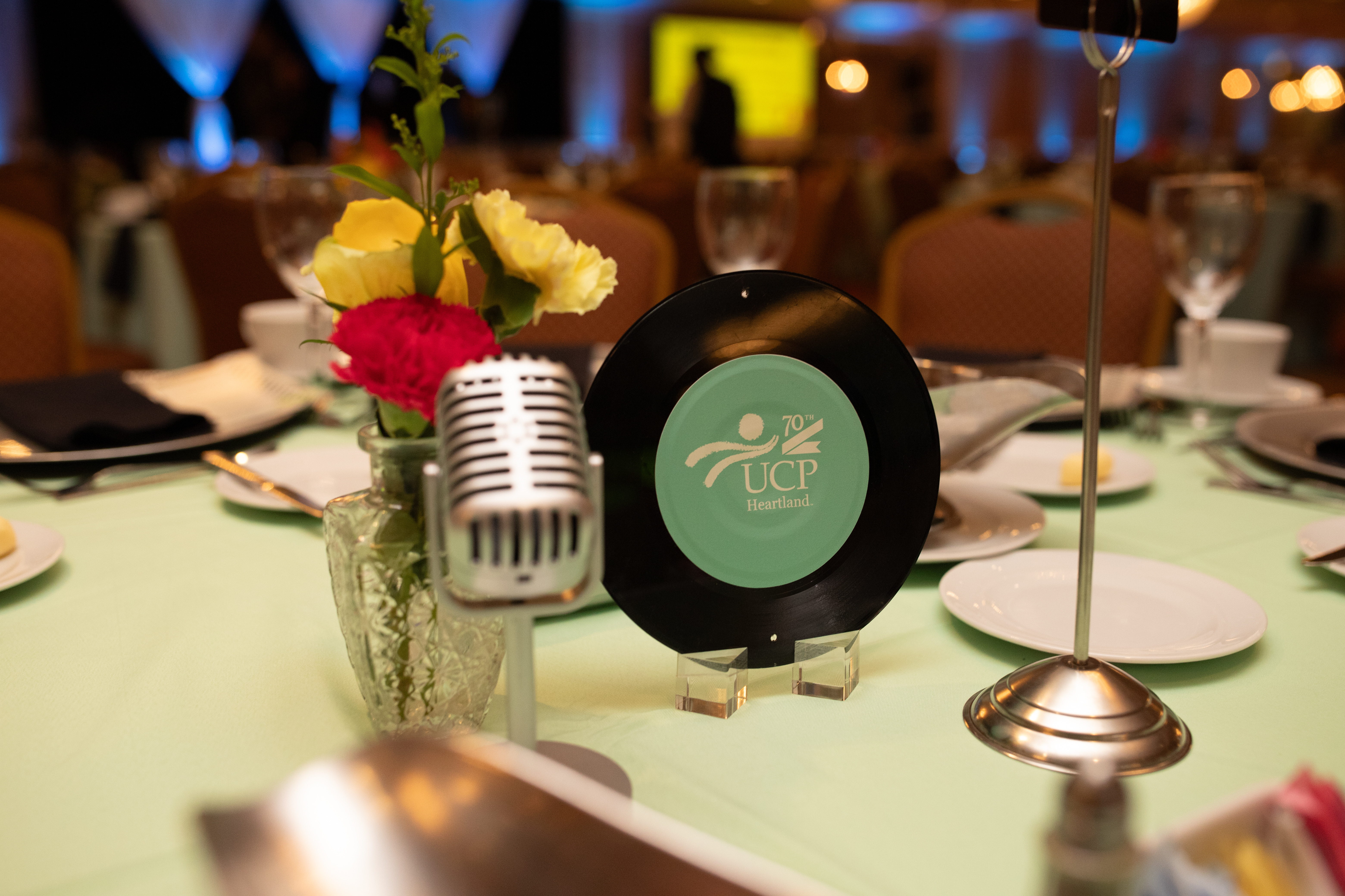 retro themed table centerpieces